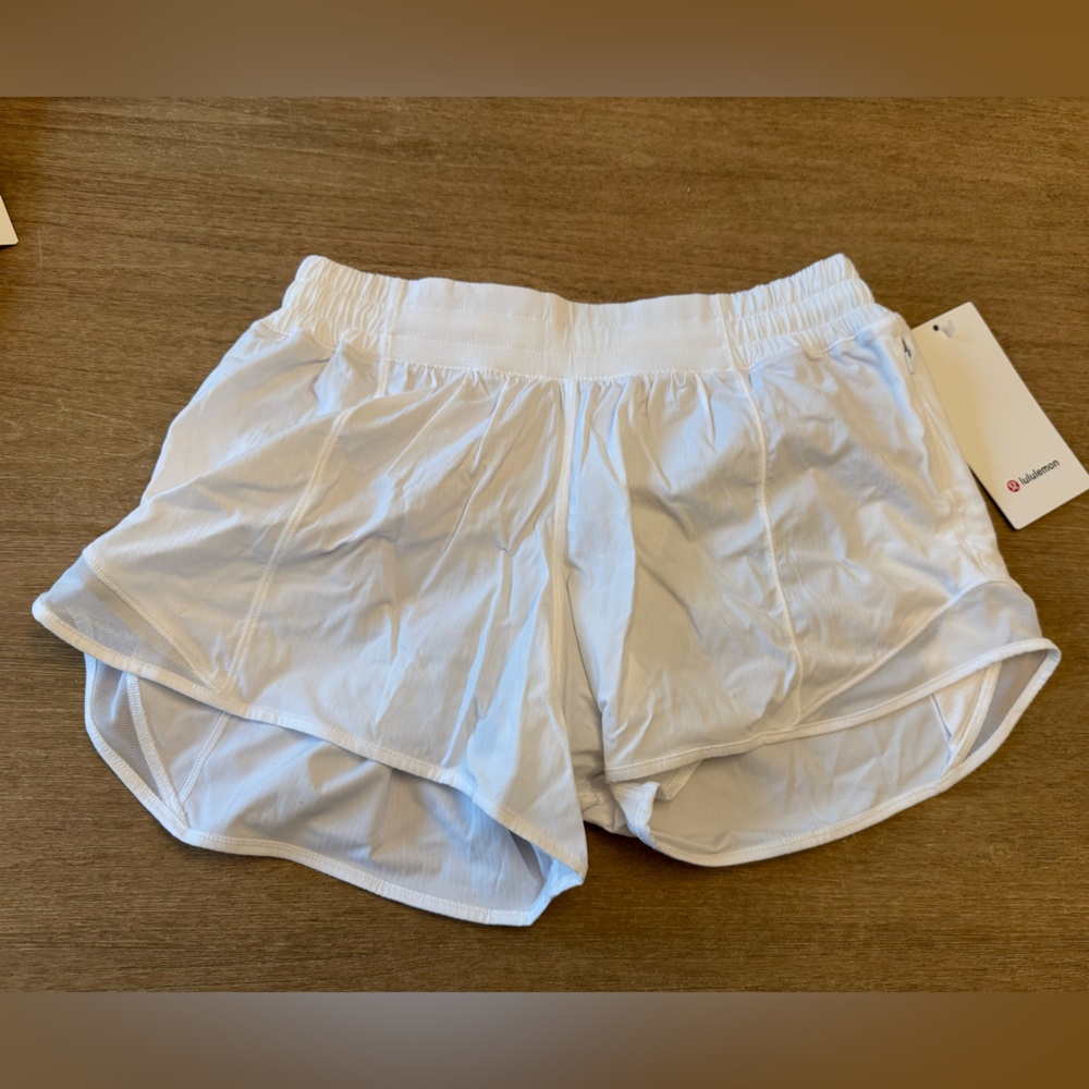 Lululemon hotty hot short 4”